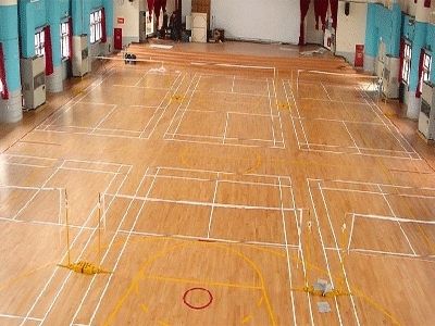 羽毛球场木地板施工